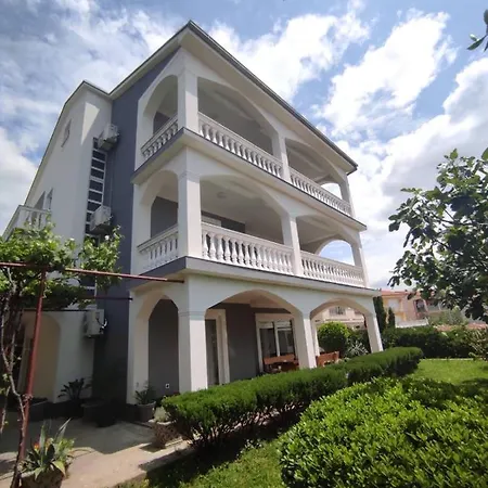 Apartman Mila Novi Vinodolski Extérieur photo